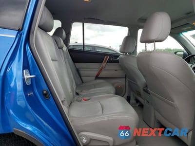 Zdjęcie 11 z 13 samochodu: 2008 TOYOTA HIGHLANDER LIMITED VIN:JTEDS42A182042830 - miniatura