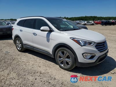 Czwarte zdjęcie samochodu z boku: 2016 HYUNDAI SANTA FE SE VIN:KM8SR4HF8GU134400 - miniatura