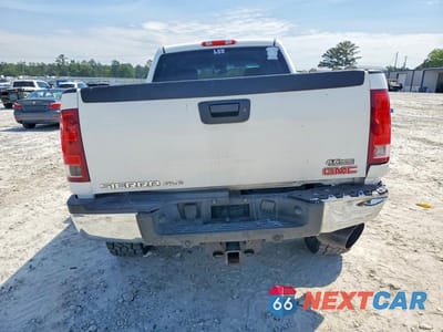 Zdjęcie 6 z 12 samochodu: 2012 GMC SIERRA K2500 SLE VIN:1GT120C80CF164589 - miniatura