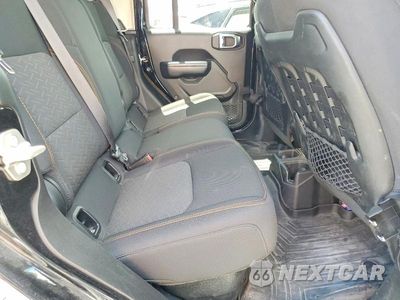 Zdjęcie 11 z 14 samochodu: 2023 JEEP GLADIATOR VIN:1C6JJTEG8PL573155 - miniatura
