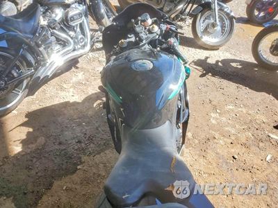 Zdjęcie 6 z 8 samochodu: 2012 YAMAHA YZFR6 VIN:JYARJ16E2CA024761 - miniatura