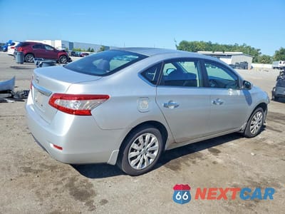 Trzecie zdjęcie samochodu z tyłu: 2015 NISSAN SENTRA S VIN:3N1AB7AP4FY311208 - miniatura