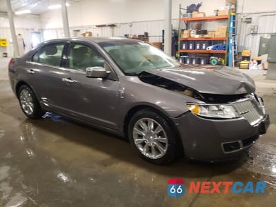 Czwarte zdjęcie samochodu z boku: 2012 LINCOLN MKZ VIN:3LNHL2JC3CR812360 - miniatura