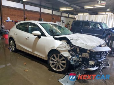 Czwarte zdjęcie samochodu z boku: 2017 MAZDA 3 TOURING VIN:JM1BN1L31H1146046 - miniatura