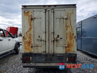 Zdjęcie 11 z 14 samochodu: 2003 FORD E350 BOX TRUCK VIN:1FDSE35L43HA25788 - miniatura