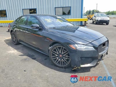 Czwarte zdjęcie samochodu z boku: 2020 JAGUAR XF CHECKERED FLAG VIN:SAJBX4GX6LCY86263 - miniatura