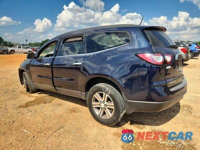 Drugie zdjęcie samochodu z przodu: 2017 CHEVROLET TRAVERSE LT VIN:1GNKRHKDXHJ122133 - miniatura