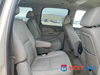 Zdjęcie 11 z 13 samochodu: 2008 CHEVROLET SUBURBAN C1500 LS VIN:1GNFC16098R270762 - miniatura