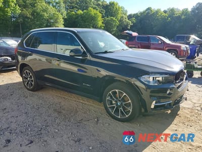 Czwarte zdjęcie samochodu z boku: 2017 BMW X5 XDRIVE35D VIN:5UXKS4C34H0Y16770 - miniatura