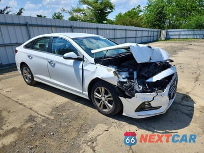 Czwarte zdjęcie samochodu z boku: 2018 HYUNDAI SONATA SEL VIN:5NPE34AF7JH646809 - miniatura