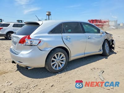 Trzecie zdjęcie samochodu z tyłu: 2011 TOYOTA VENZA FWD 4CYL VIN:4T3ZA3BB5BU047513 - miniatura