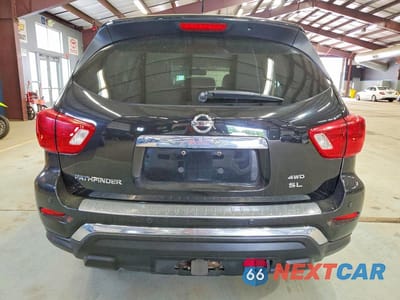 Zdjęcie 6 z 13 samochodu: 2017 NISSAN PATHFINDER SL VIN:5N1DR2MM8HC647428 - miniatura