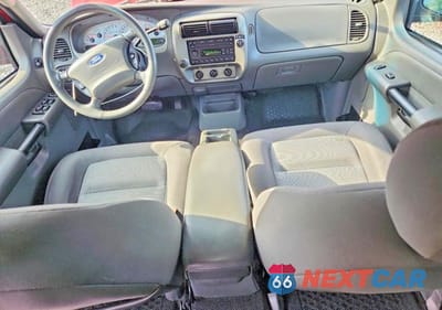 Zdjęcie 8 z 12 samochodu: 2005 FORD EXPLORER SPORT TRAC VIN:1FMZU67K45UA17448 - miniatura