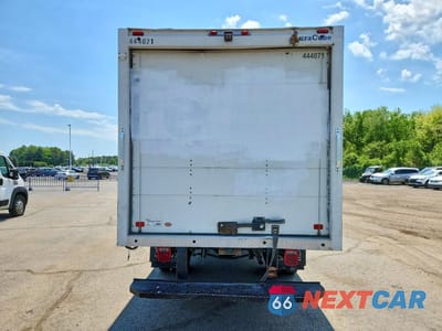 Zdjęcie 6 z 13 samochodu: 2017 FORD TRANSIT T-350 HD VIN:1FDBF8PM2HKA85112 - miniatura