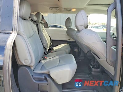 Zdjęcie 10 z 13 samochodu: 2026 TOYOTA SIENNA XLE 8-PASSENGER VIN:5TDYRKEC1TS294176 - miniatura