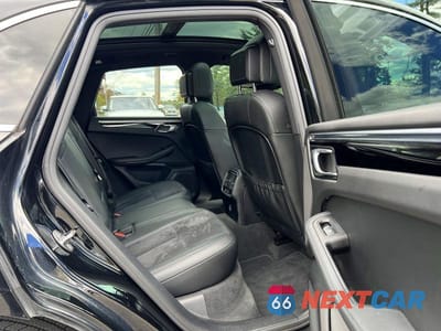 Zdjęcie 6 z 10 samochodu: 2019 PORSCHE MACAN S VIN:WP1AB2A54KLB30089 - miniatura