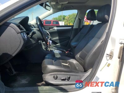 Zdjęcie 7 z 12 samochodu: 2012 VOLKSWAGEN PASSAT SE VIN:1VWBH7A32CC043970 - miniatura