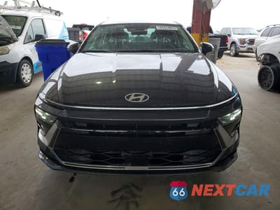 Piąte zdjęcie samochodu w środku: 2025 HYUNDAI SONATA SEL VIN:KMHL64JA8SA461949 - miniatura