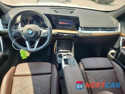 Zdjęcie 8 z 13 samochodu: 2025 BMW X1 XDRIVE28I VIN:WBX73EF07S5349112 - miniatura