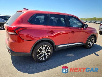 Trzecie zdjęcie samochodu z tyłu: 2018 MITSUBISHI OUTLANDER ES VIN:JA4AD2A33JZ010896 - miniatura