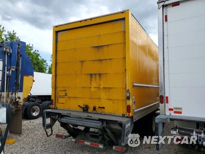 Trzecie zdjęcie samochodu z tyłu: 2018 FREIGHTLINER M2 106 MEDIUM DUTY VIN:3ALACWFC9JDJH5145 - miniatura