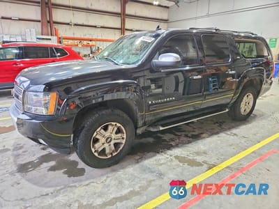 2007 CHEVROLET SUBURBAN K1500 3GNFK16347G303968 - główne zdjęcie licytacji z USA - miniatura