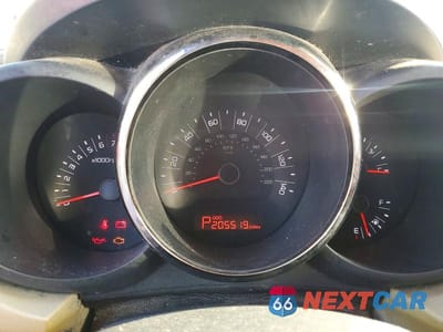 Zdjęcie 9 z 12 samochodu: 2011 KIA SOUL ! VIN:KNDJT2A26B7321610 - miniatura