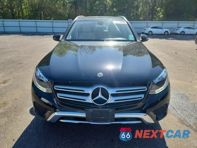 Piąte zdjęcie samochodu w środku: 2019 MERCEDES-BENZ GLC 300 4MATIC VIN:WDC0G4KB8KV149306 - miniatura