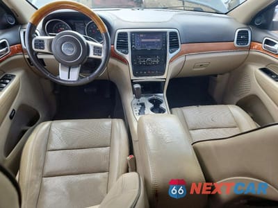 Zdjęcie 8 z 12 samochodu: 2011 JEEP GRAND CHEROKEE OVERLAND VIN:1J4RR6GT1BC607570 - miniatura