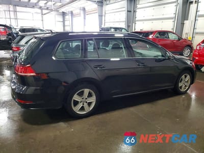 Trzecie zdjęcie samochodu z tyłu: 2018 VOLKSWAGEN GOLF SPORTWAGEN S VIN:3VWD17AU6JM768392 - miniatura