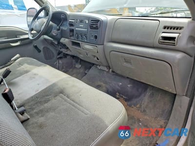 Zdjęcie 8 z 12 samochodu: 2005 FORD F350 SUPER DUTY VIN:1FDWF365X5EA96271 - miniatura