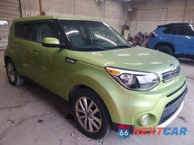 Czwarte zdjęcie samochodu z boku: 2017 KIA SOUL + VIN:KNDJP3A5XH7878680 - miniatura