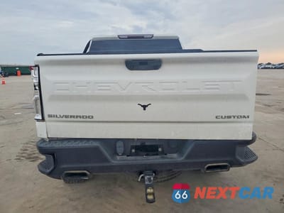 Zdjęcie 6 z 12 samochodu: 2019 CHEVROLET SILVERADO K1500 TRAIL BOSS CUSTOM VIN:3GCPYCEF9KG149219 - miniatura