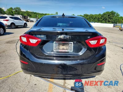 Zdjęcie 6 z 12 samochodu: 2017 CHEVROLET CRUZE LT VIN:1G1BE5SM8H7259645 - miniatura
