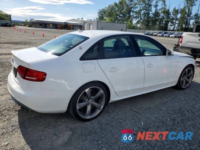 Trzecie zdjęcie samochodu z tyłu: 2012 AUDI S4 PRESTIGE VIN:WAUKGAFL9CA031822 - miniatura
