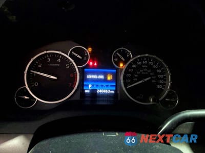 Zdjęcie 9 z 12 samochodu: 2014 TOYOTA TUNDRA CREWMAX SR5 VIN:5TFEM5F15EX068798 - miniatura