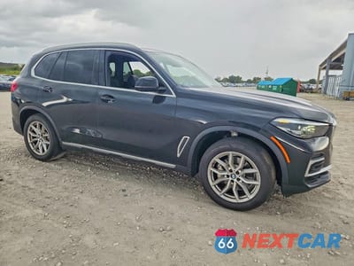 Czwarte zdjęcie samochodu z boku: 2023 BMW X5 XDRIVE40I VIN:5UXCR6C05P9P75108 - miniatura