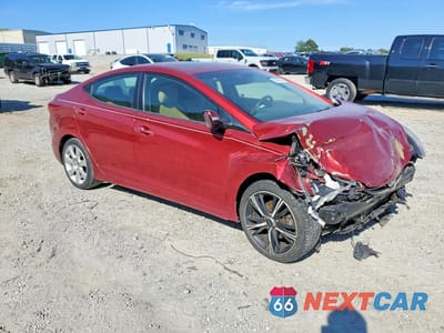 Czwarte zdjęcie samochodu z boku: 2013 HYUNDAI ELANTRA LIMITED VIN:5NPDH4AE6DH244854 - miniatura