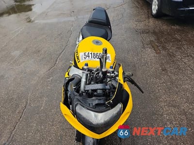 Piąte zdjęcie samochodu w środku: 2002 SUZUKI GSX-R750 VIN:JS1GR7HA122104458 - miniatura