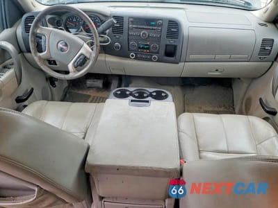 Zdjęcie 8 z 12 samochodu: 2011 GMC SIERRA K1500 SLE VIN:3GTP2VE30BG113227 - miniatura