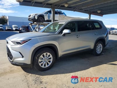 2026 TOYOTA GRAND HIGHLANDER XLE 5TDAAAB51TS122044 - główne zdjęcie licytacji z USA - miniatura