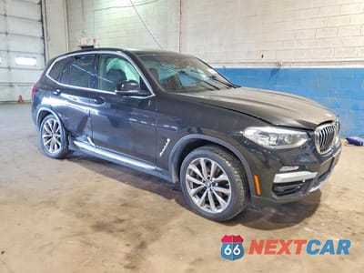 Czwarte zdjęcie samochodu z boku: 2019 BMW X3 XDRIVE30I VIN:5UXTR9C58KLP82322 - miniatura