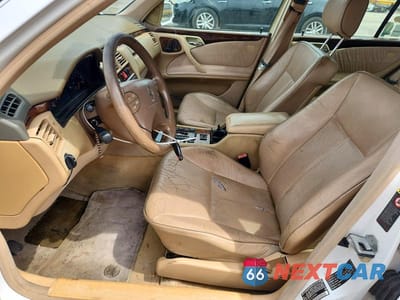 Zdjęcie 7 z 12 samochodu: 2001 MERCEDES-BENZ E 320 VIN:WDBJF65J21B286686 - miniatura