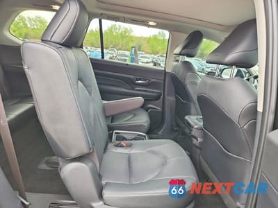 Zdjęcie 11 z 13 samochodu: 2026 TOYOTA GRAND HIGHLANDER HYBRID LIMITED VIN:5TDACAB54TS077160 - miniatura
