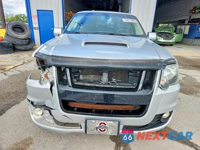 Piąte zdjęcie samochodu w środku: 2010 FORD EXPLORER SPORT TRAC LIMITED VIN:1FMEU3D86AUF01217 - miniatura