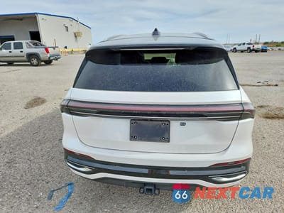 Zdjęcie 6 z 12 samochodu: 2024 LINCOLN NAUTILUS RESERVE VIN:5LMPJ8KAXRJ878177 - miniatura