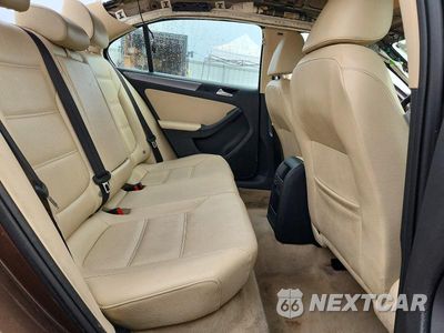 Zdjęcie 10 z 13 samochodu: 2014 VOLKSWAGEN JETTA TDI VIN:3VW3L7AJ9EM416196 - miniatura