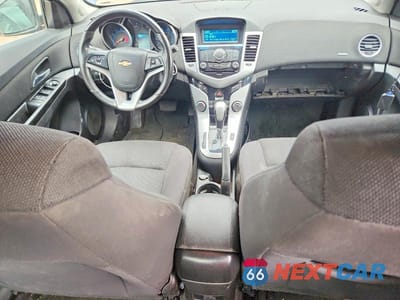 Zdjęcie 8 z 12 samochodu: 2013 CHEVROLET CRUZE LT VIN:1G1PC5SBXD7205820 - miniatura