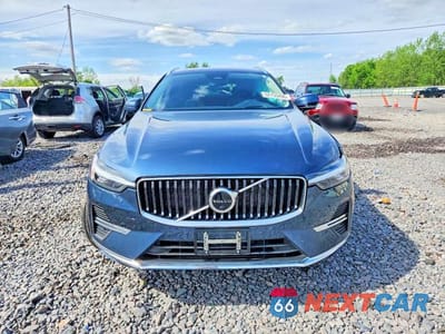 Piąte zdjęcie samochodu w środku: 2022 VOLVO XC60 B6 INSCRIPTION VIN:YV4062RL2N1952066 - miniatura