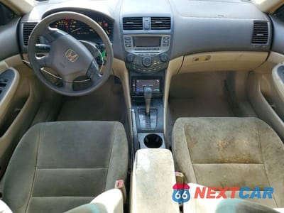 Zdjęcie 8 z 12 samochodu: 2006 HONDA ACCORD VALUE VIN:1HGCM56136A110107 - miniatura